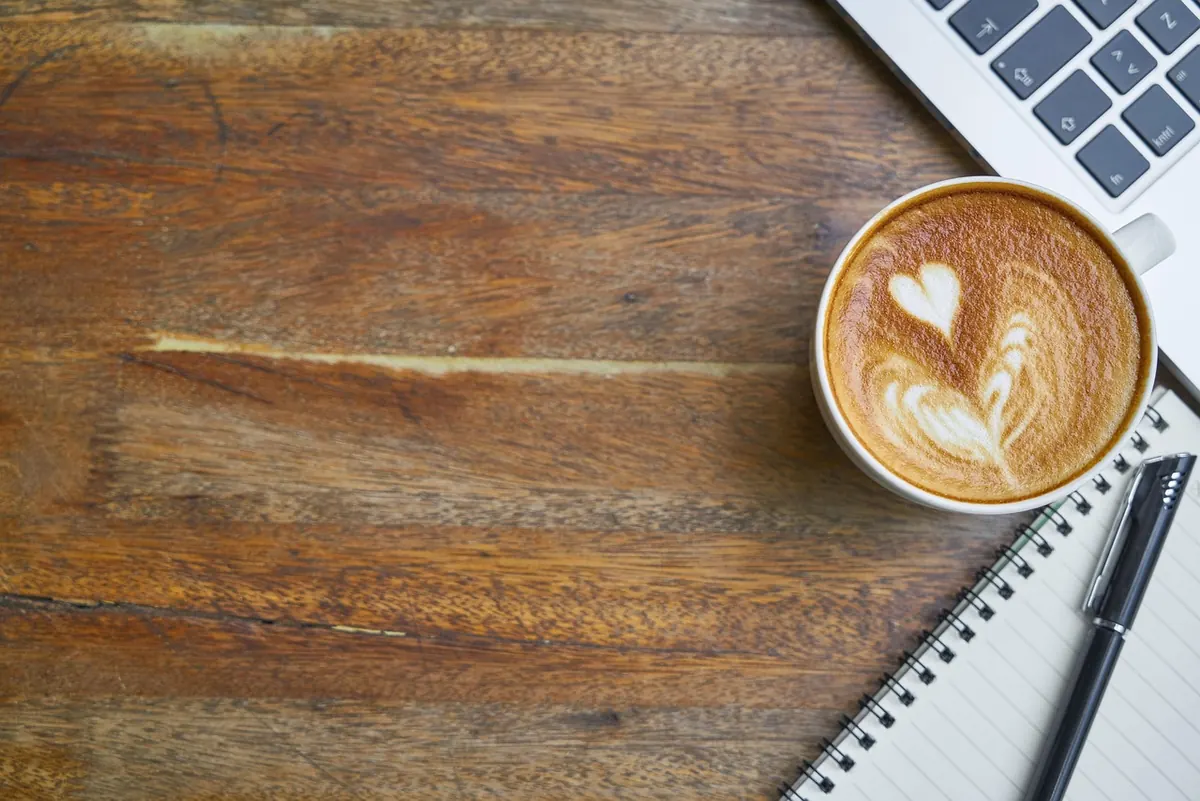 Copywriting Techniques for Blurbs: 12 Persuasive Phrases That Work